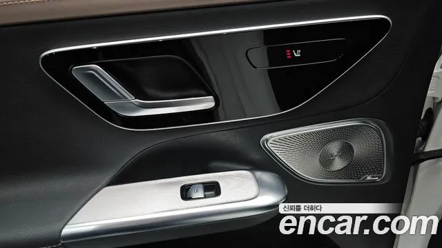 Mercedes-Benz EQE 2023