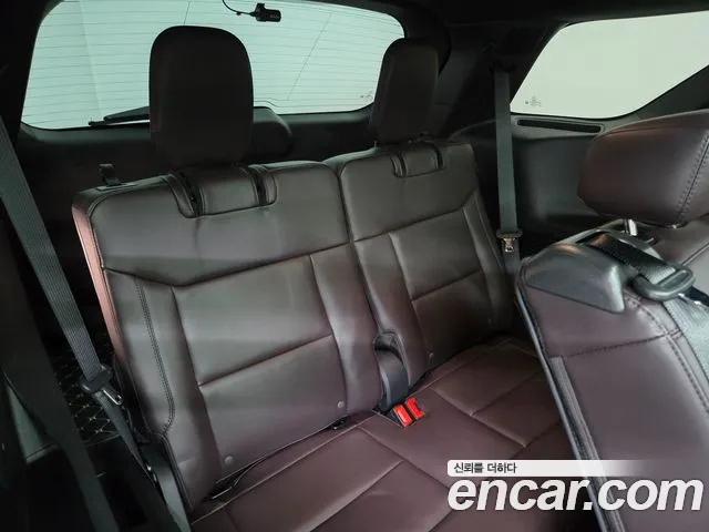 Ford Explorer 2025