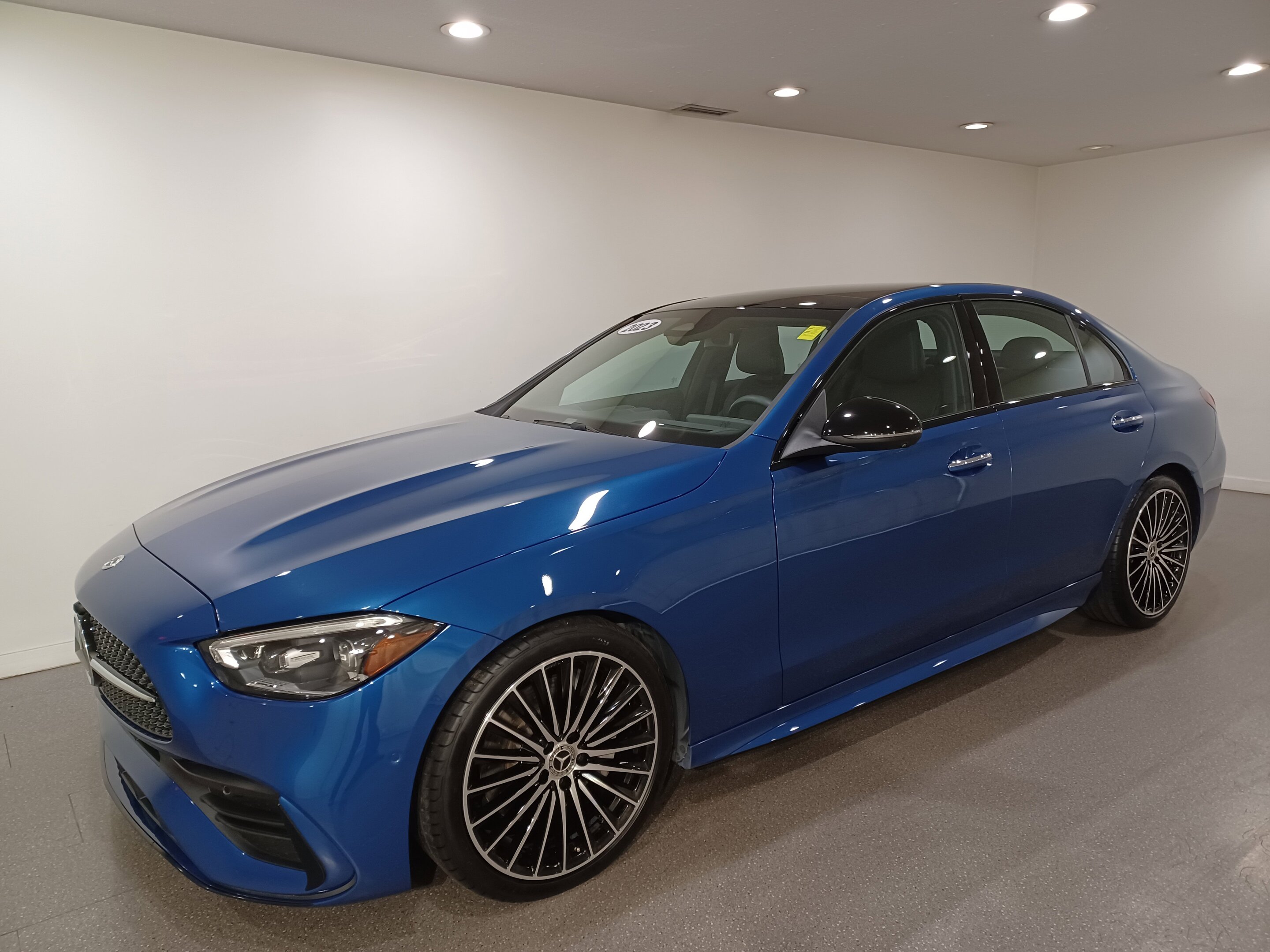 Mercedes-Benz C-Класс 2023
