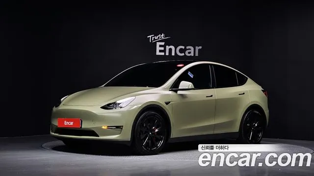 Tesla Model Y 2021