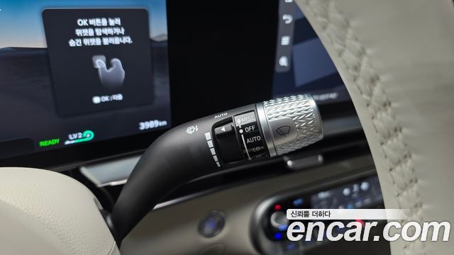 Genesis GV60 2023