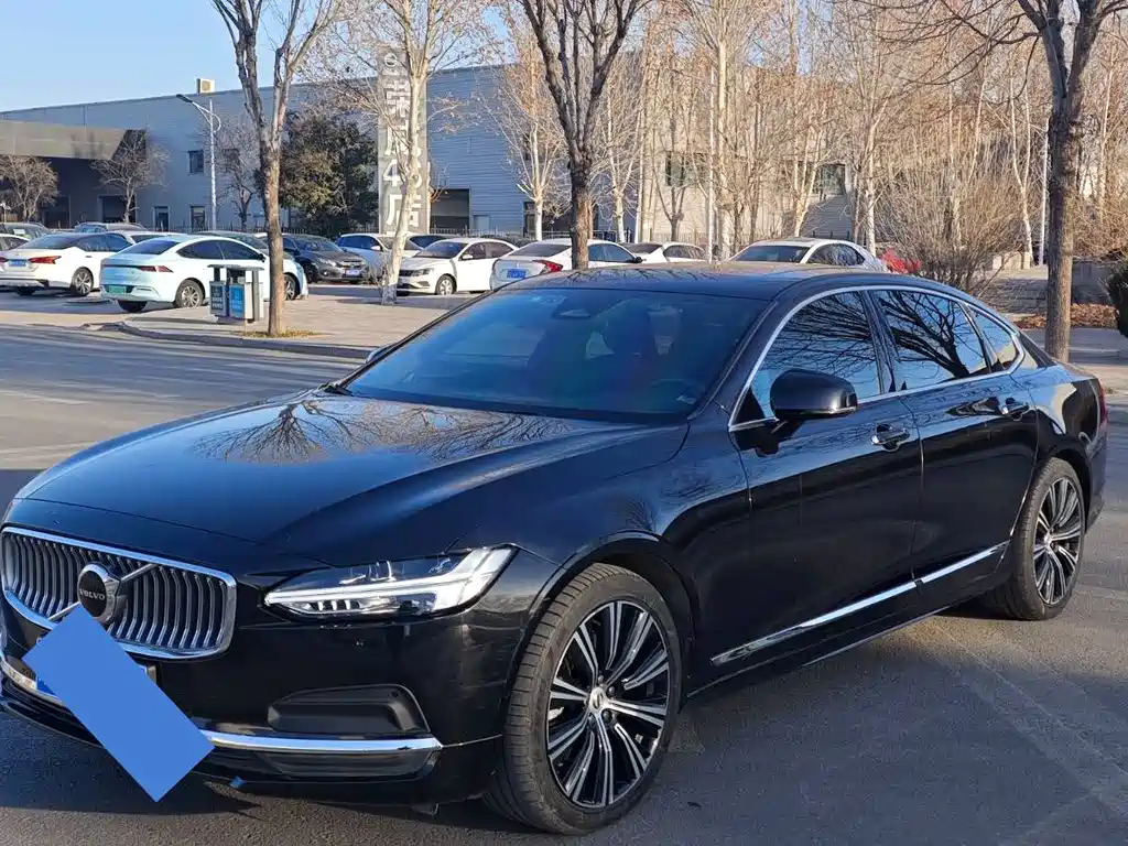 Volvo S90 2022
