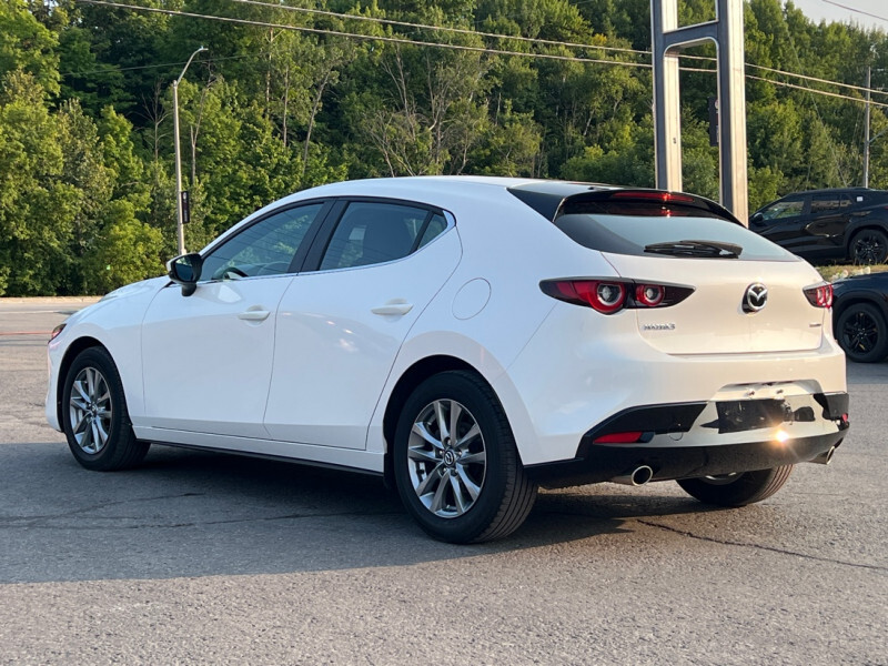 Mazda 3 2023