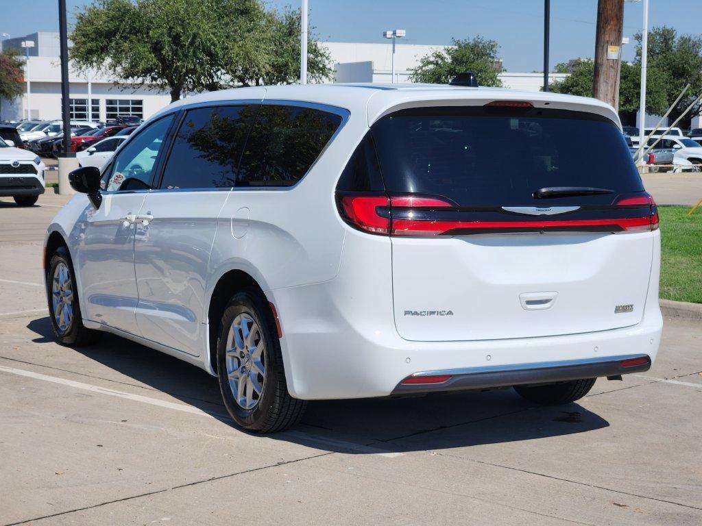 Chrysler Pacifica 2025