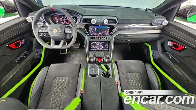 Lamborghini Urus 2024