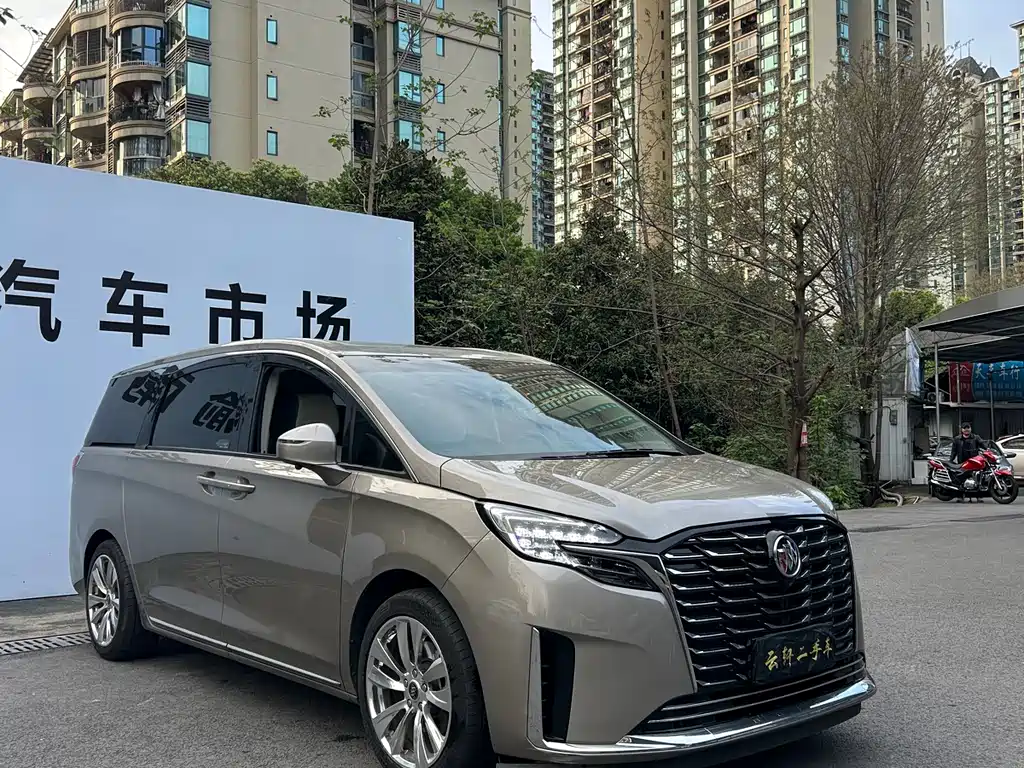 Buick GL8 2024