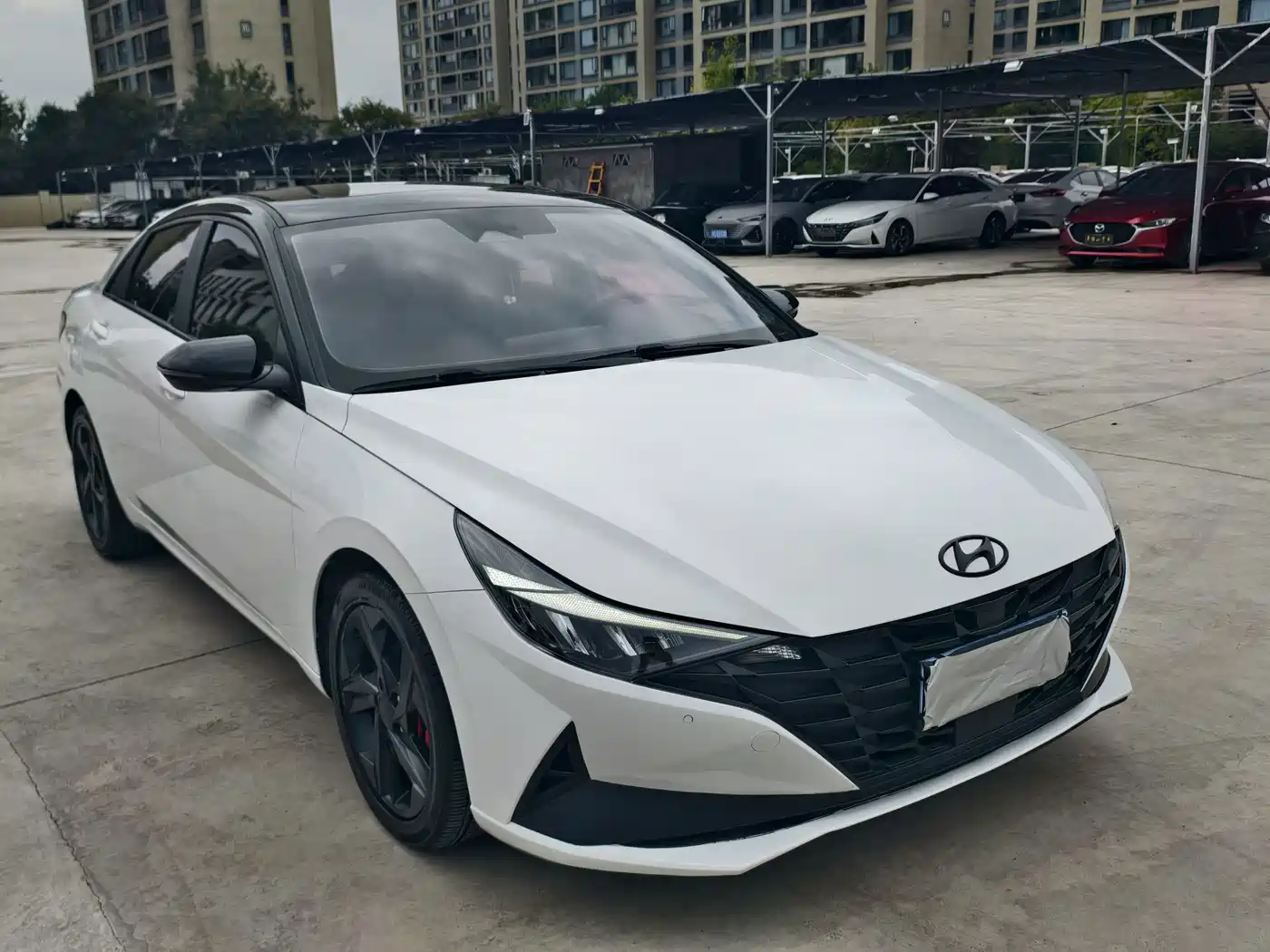 Hyundai Elantra 2023