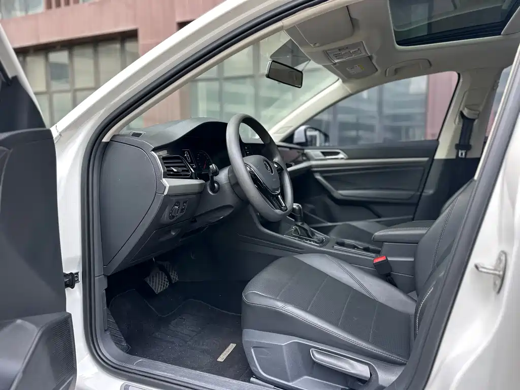Volkswagen Lavida 2021