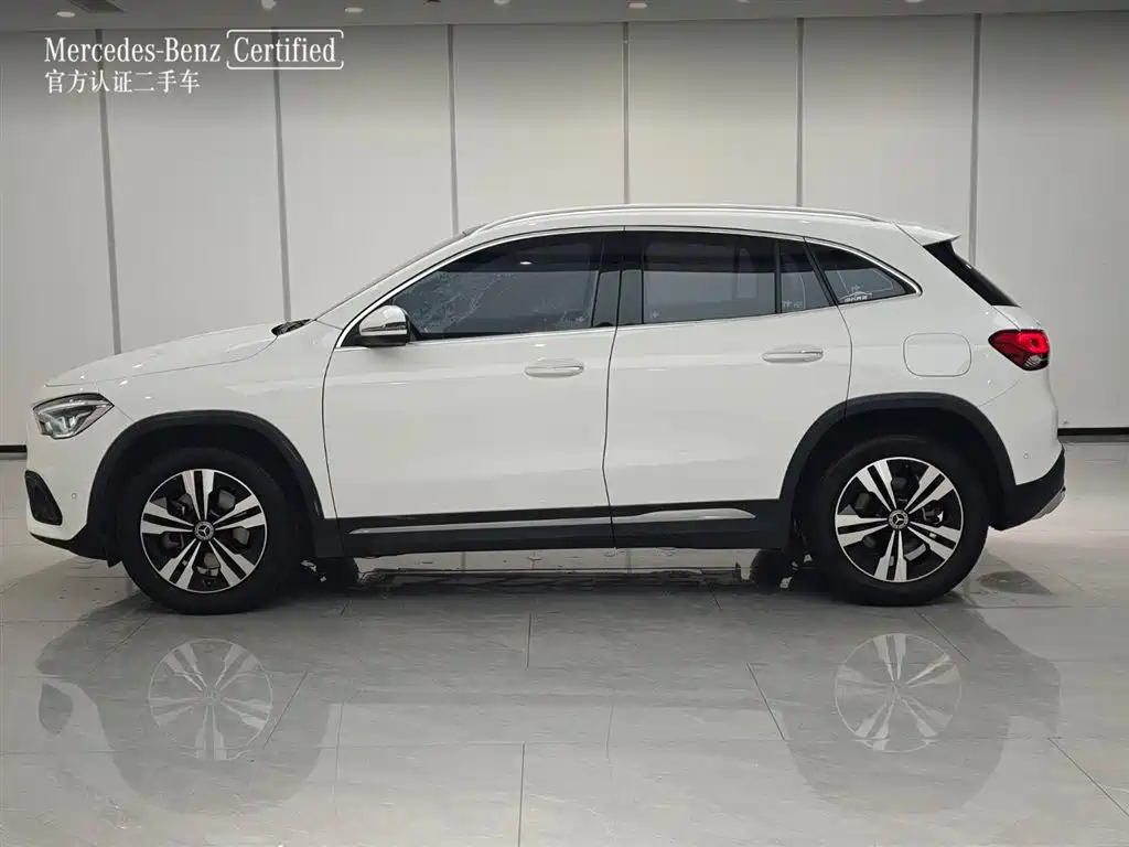 Mercedes-Benz GLA 2023