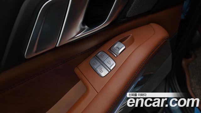 BMW X7 2023