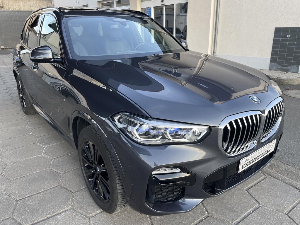BMW X5 2021