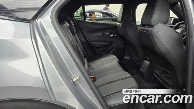 Peugeot 2008 2021