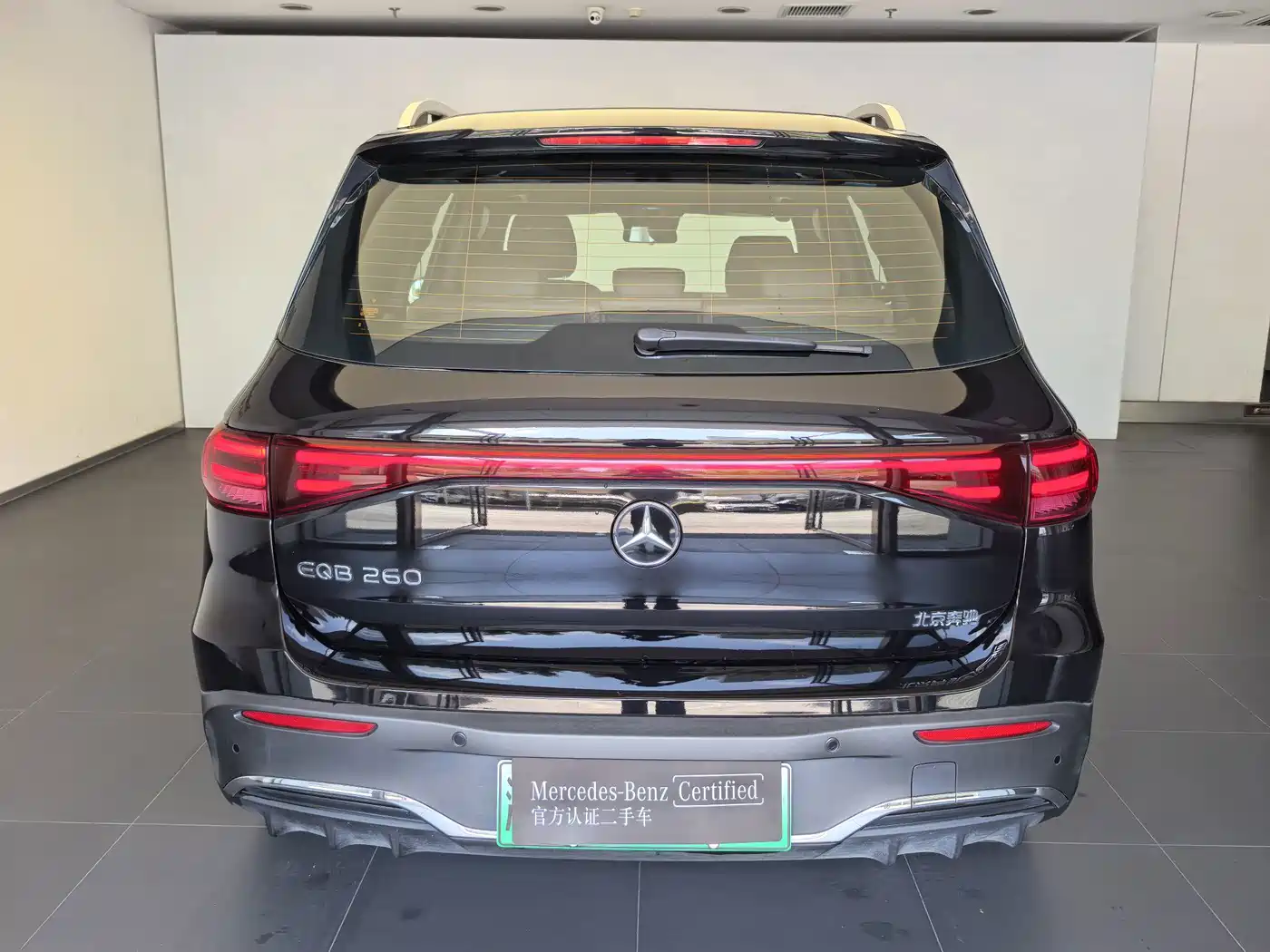 Mercedes-Benz EQB 2024