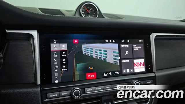 Porsche Macan 2020