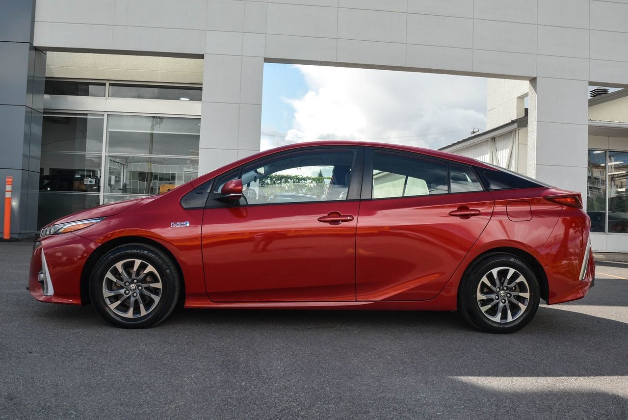 Toyota Prius 2021