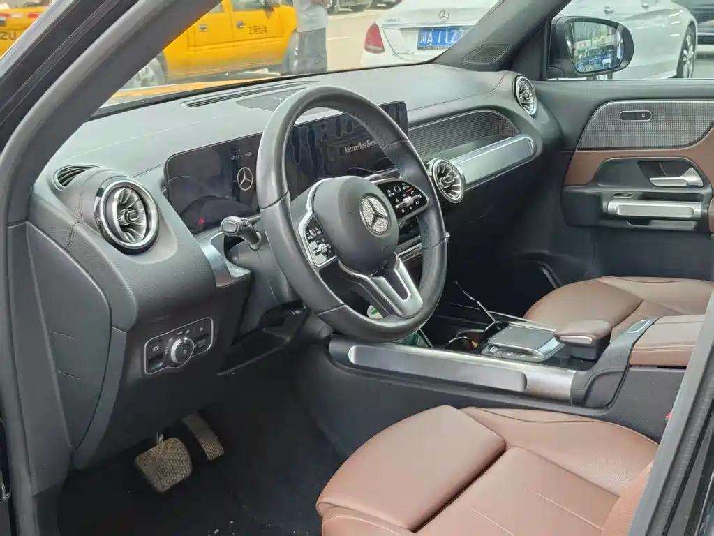 Mercedes-Benz GLB 2022