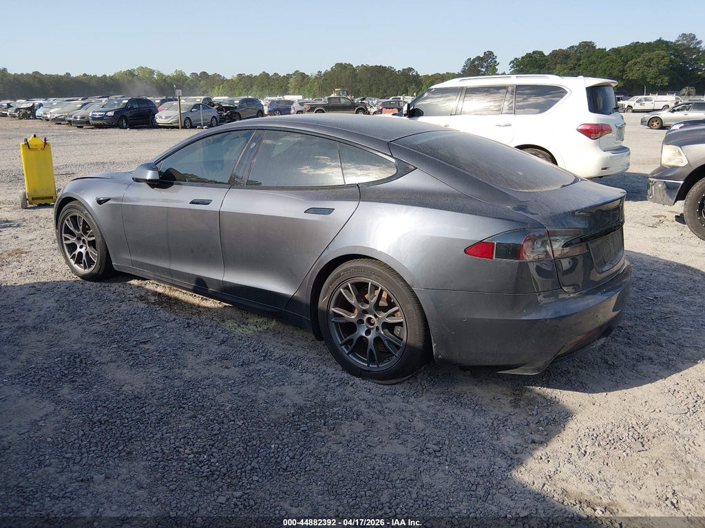 Tesla Model S 2021