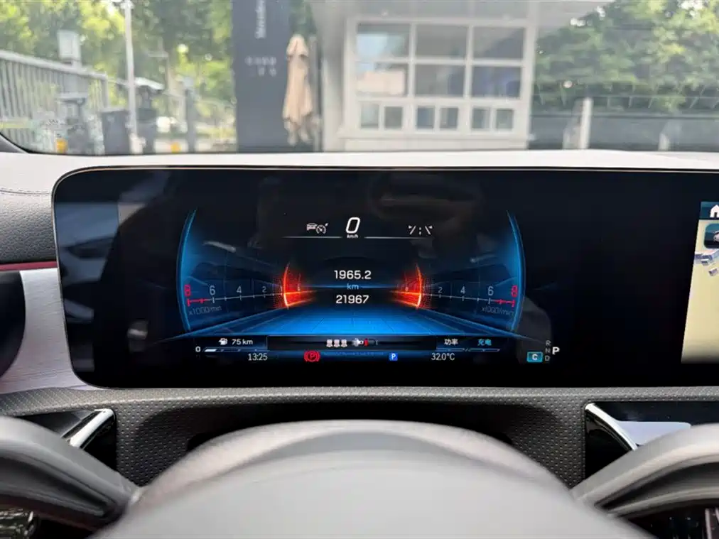 Mercedes-Benz A-Класс 2025