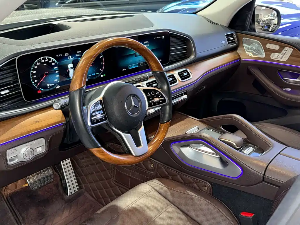 Mercedes-Benz GLS 2021