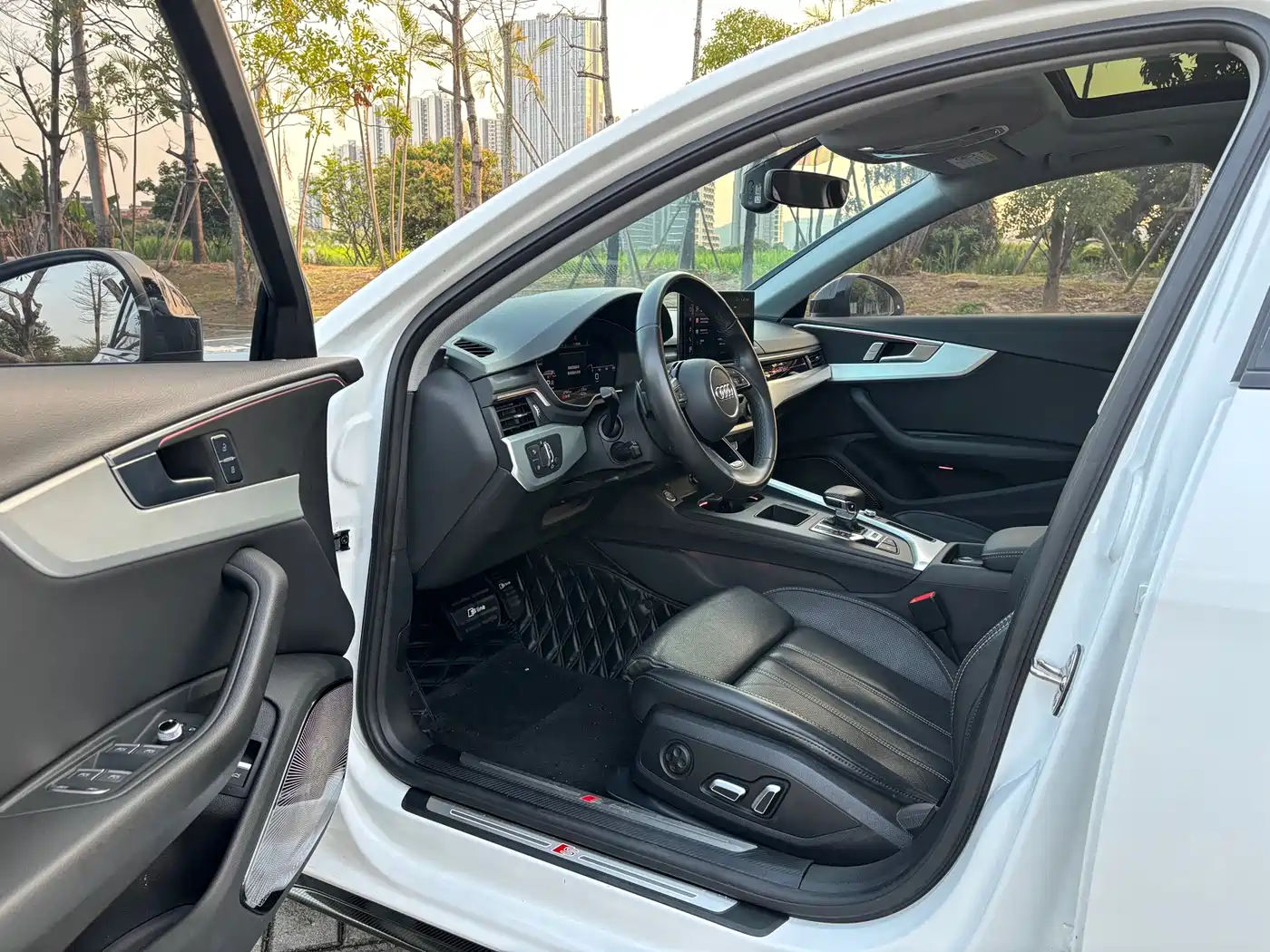 Audi A4 2023