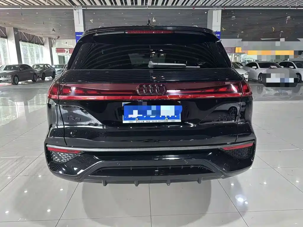 Audi Q6 2025
