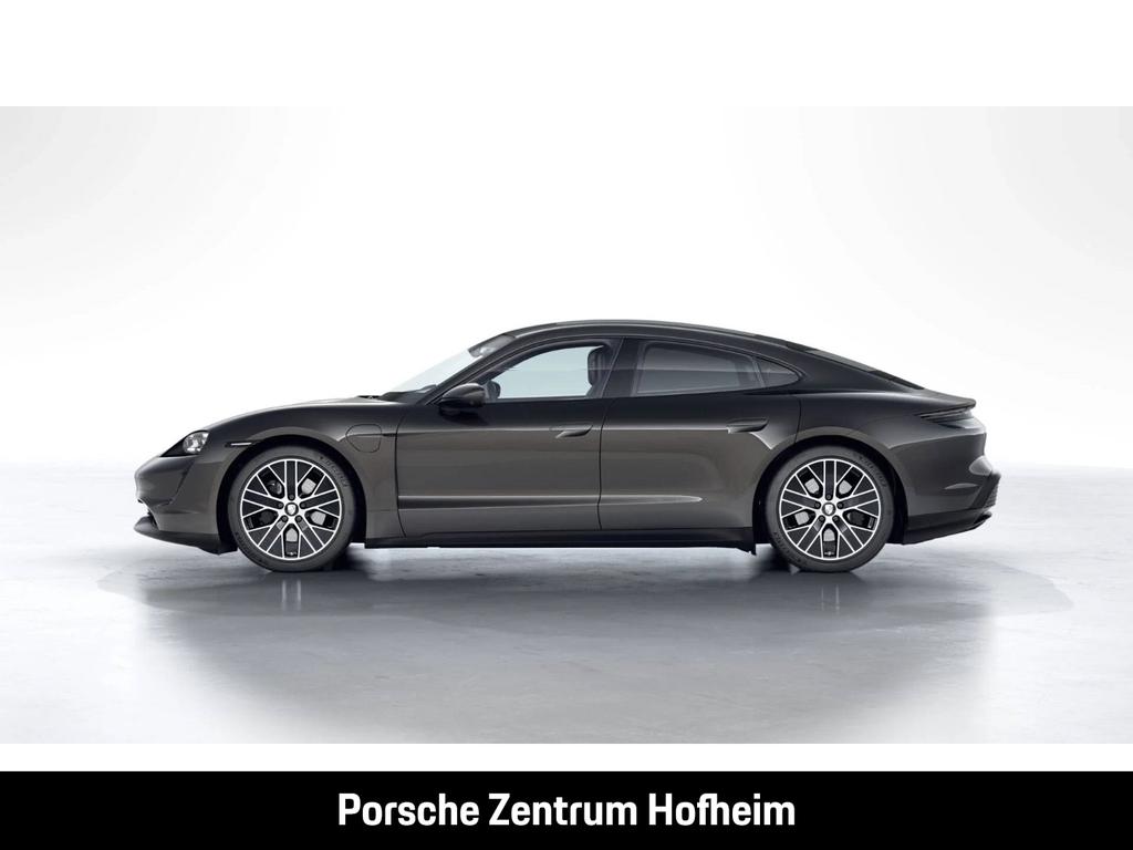 Porsche Taycan 2021