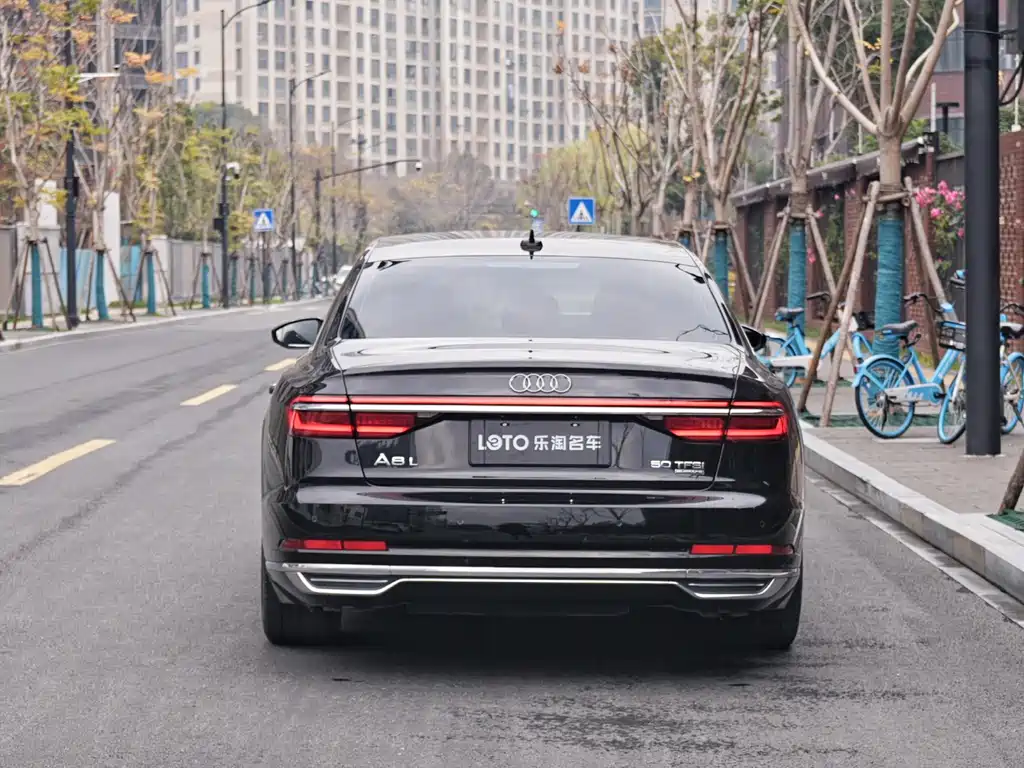 Audi A8 2021