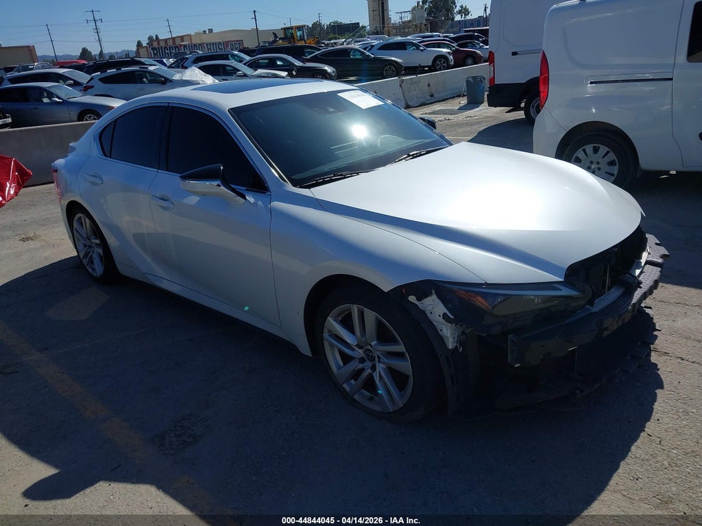 Lexus IS 300 2023