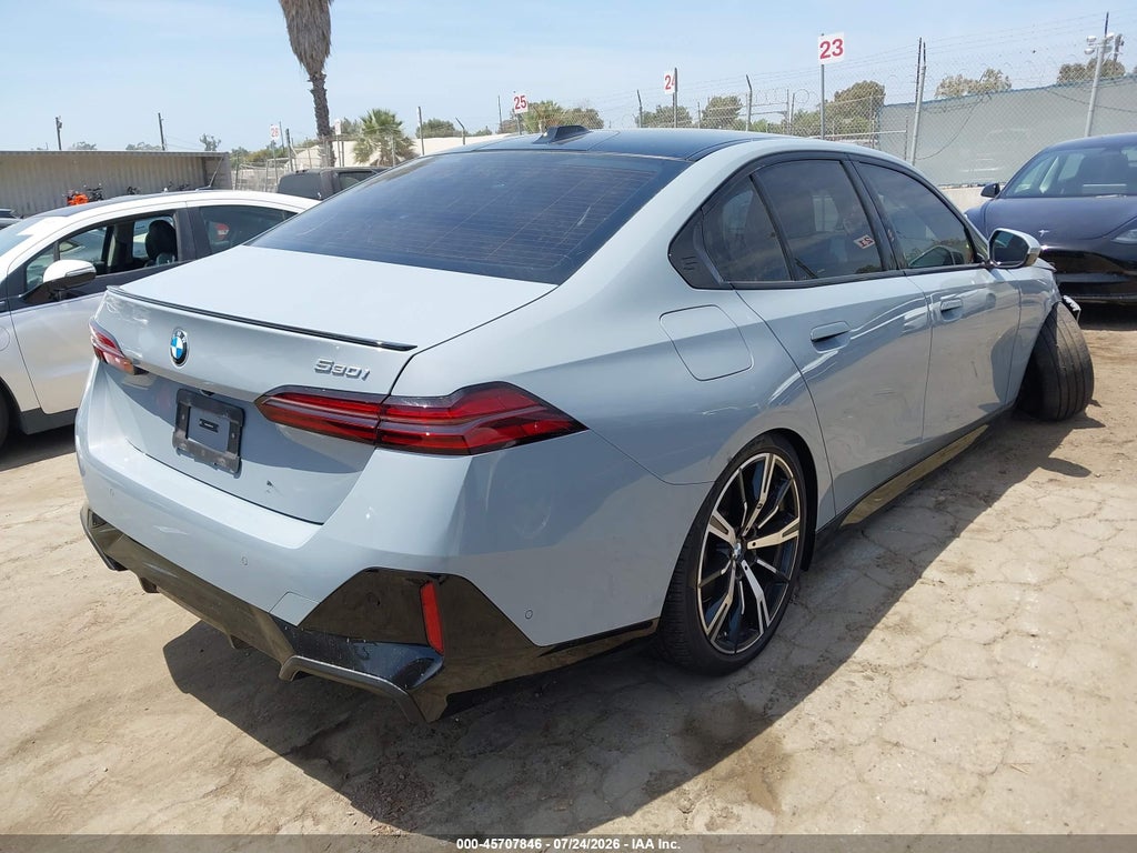 BMW 530 2024