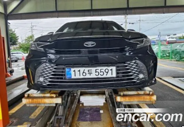 Toyota Camry 2025