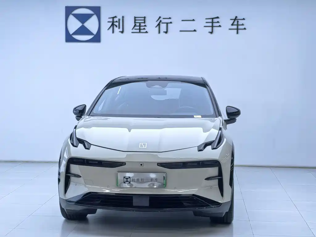 Zeekr X 2024