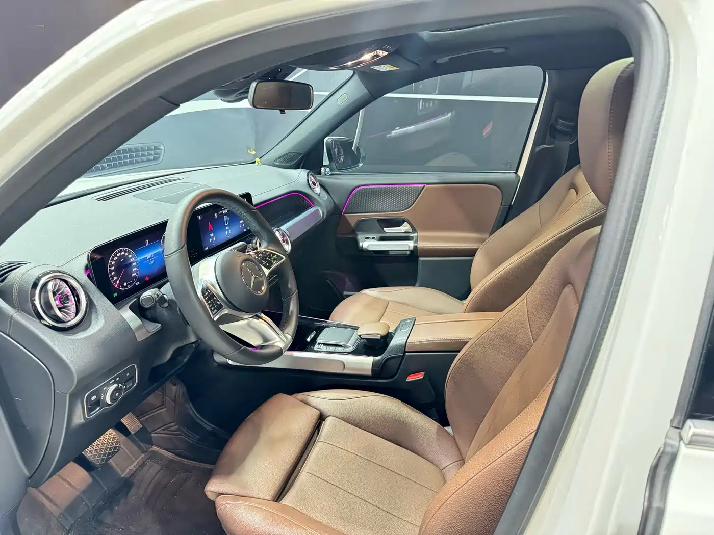Mercedes-Benz GLB 2024