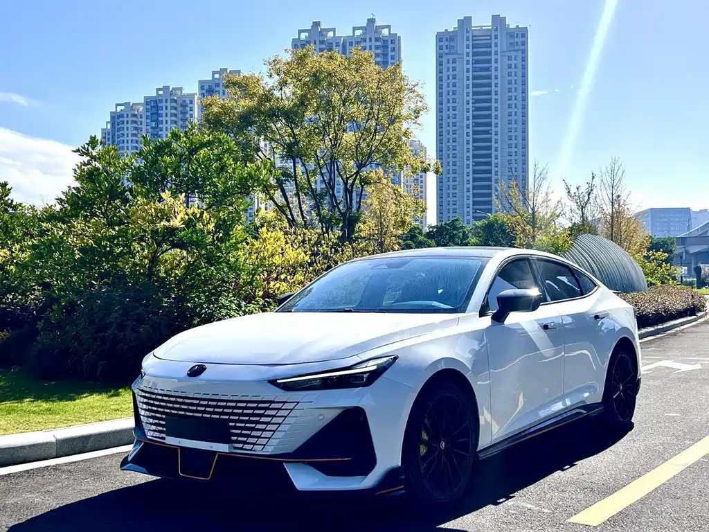 Changan UNI-V 2023