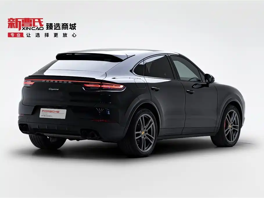 Porsche Cayenne 2022