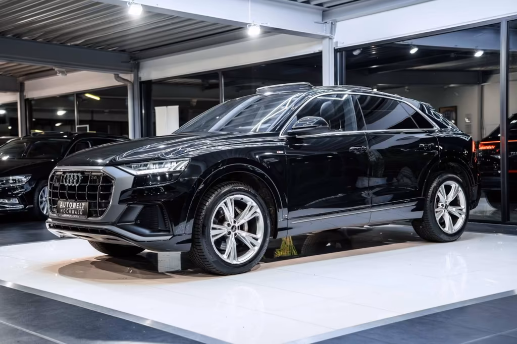 Audi Q8 2023