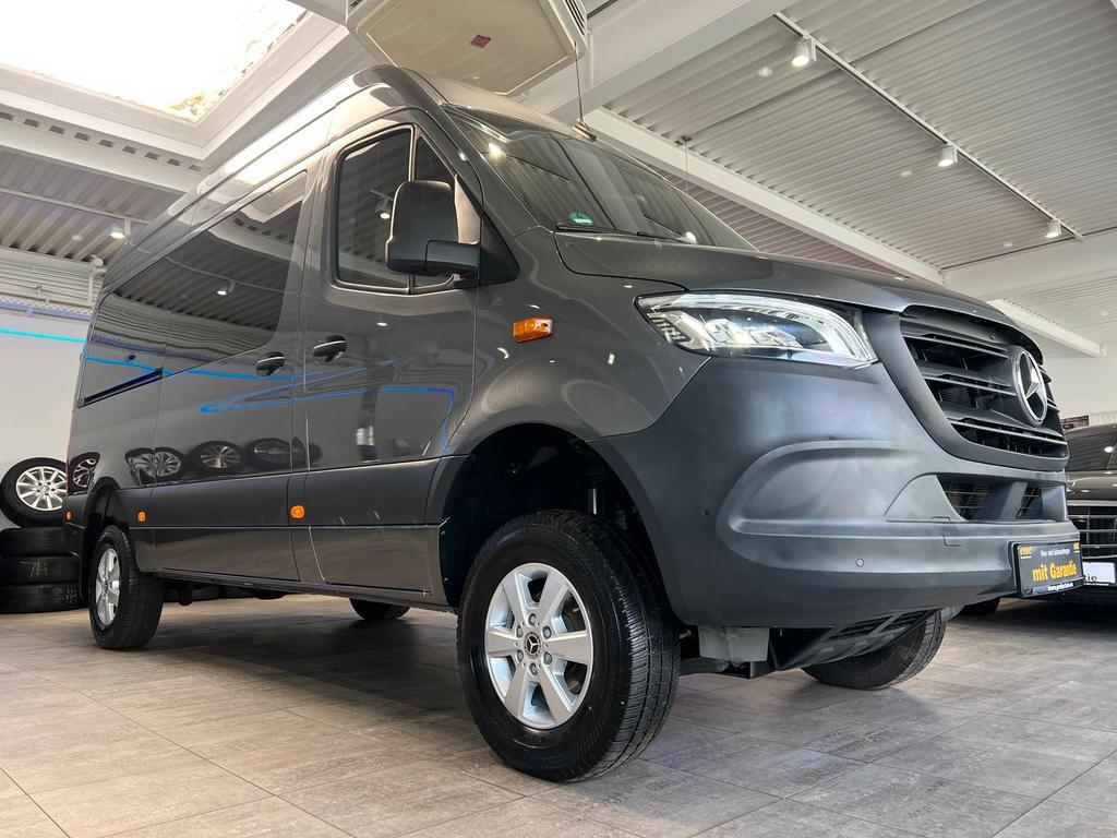 Mercedes-Benz SPRINTER 2023
