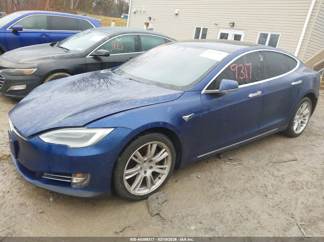 Tesla Model S 2021