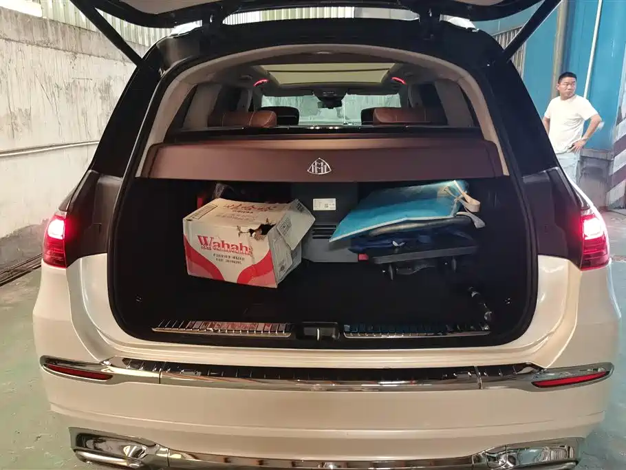 Mercedes-Benz GLS 2024