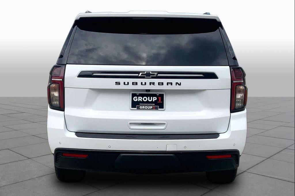 Chevrolet Suburban 2023