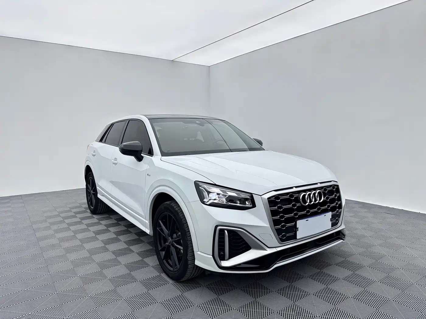 Audi Q2 2023