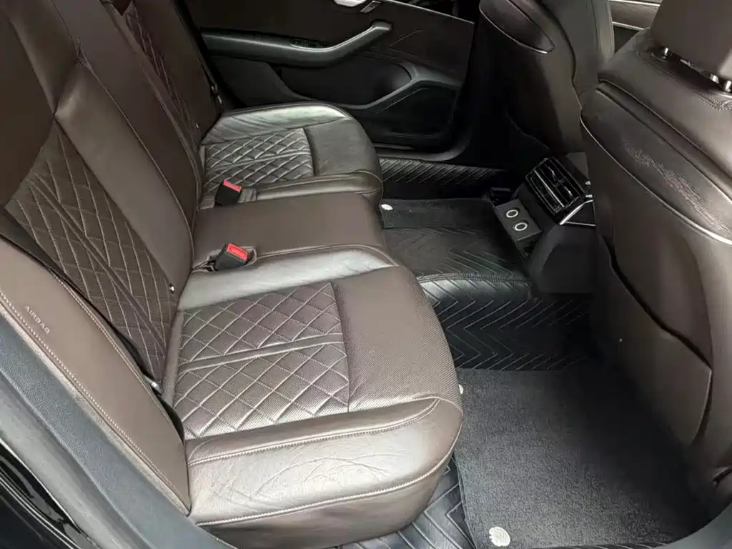 Audi A8 2021