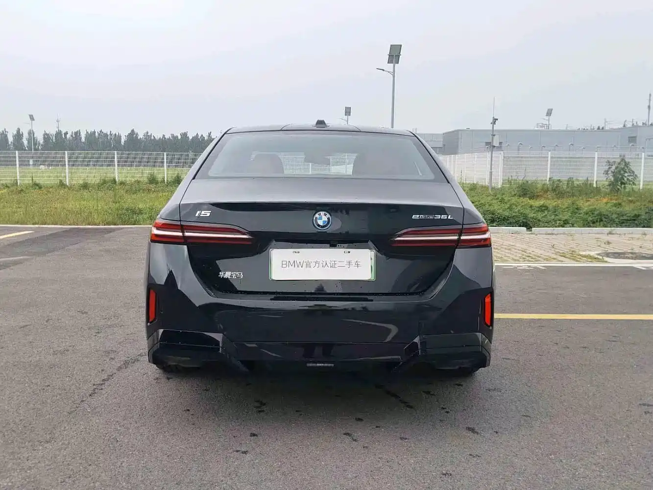 BMW i5 2025