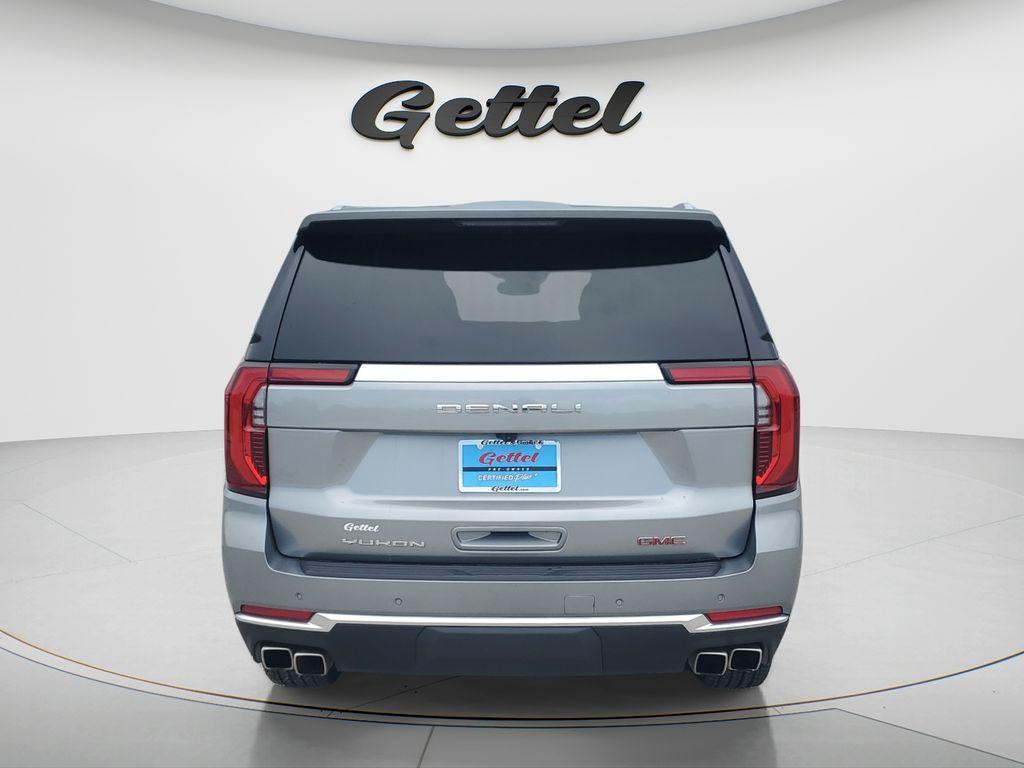 GMC Yukon 2025
