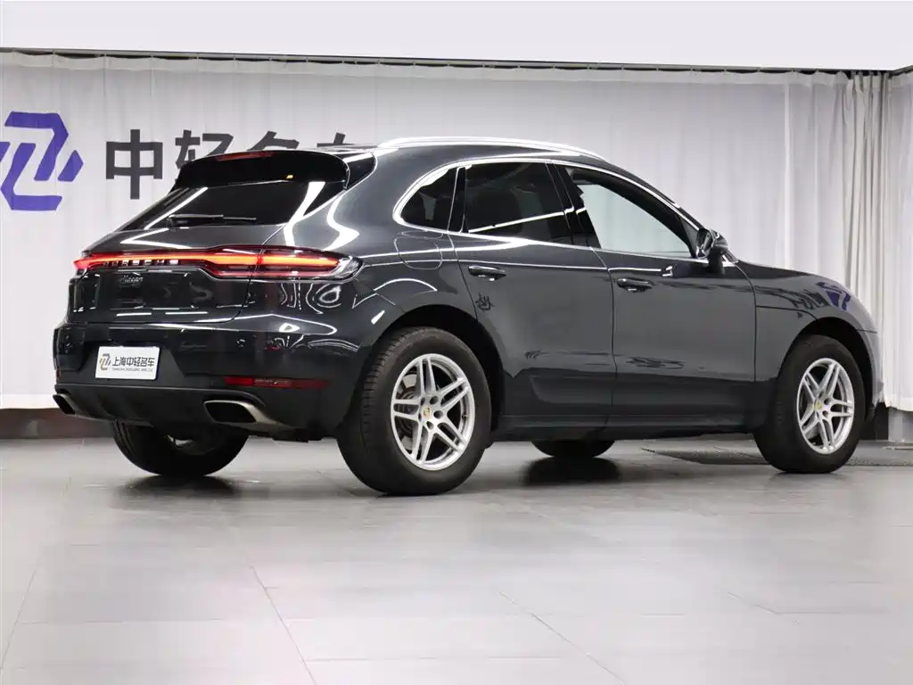 Porsche Macan 2021