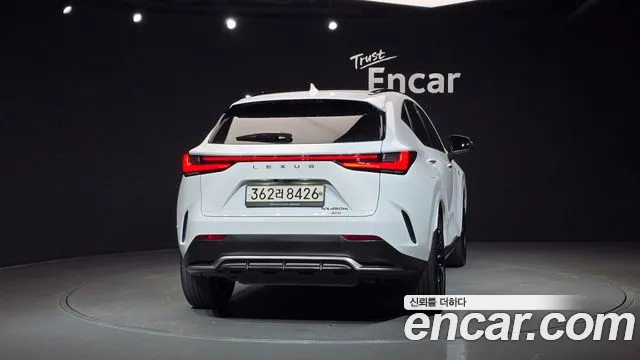 Lexus NX 2022