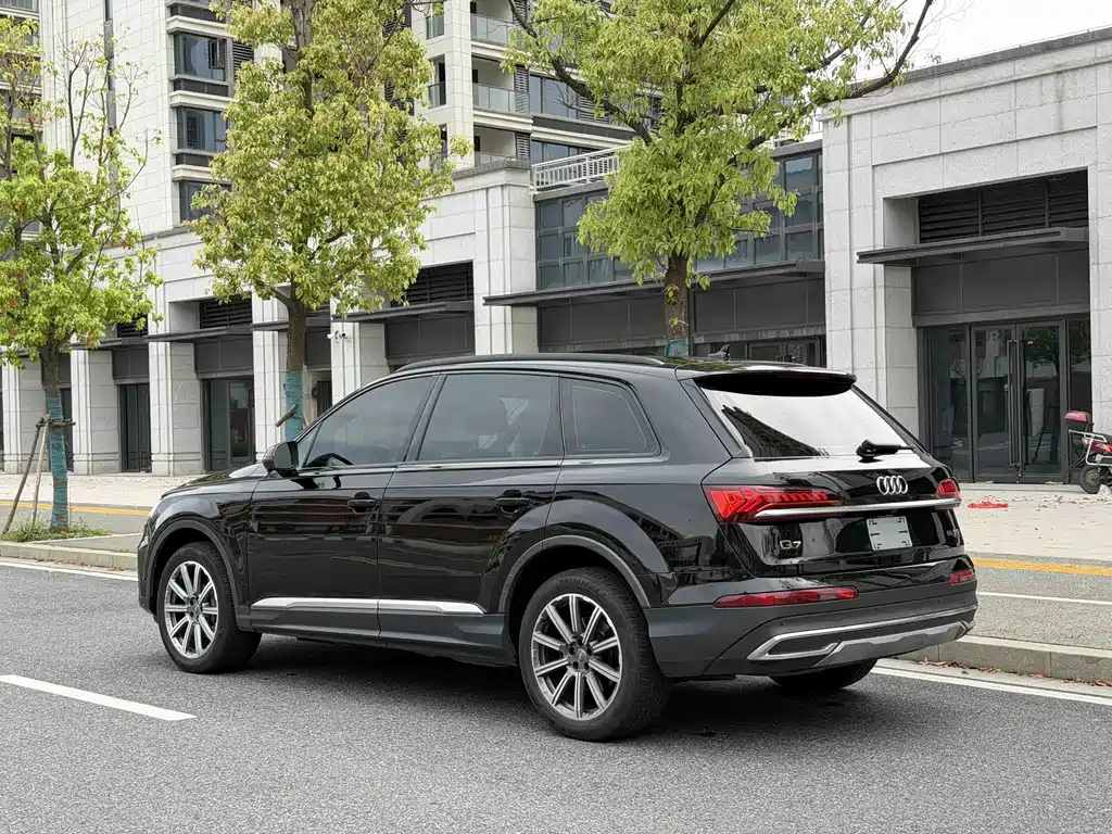 Audi Q7 2022