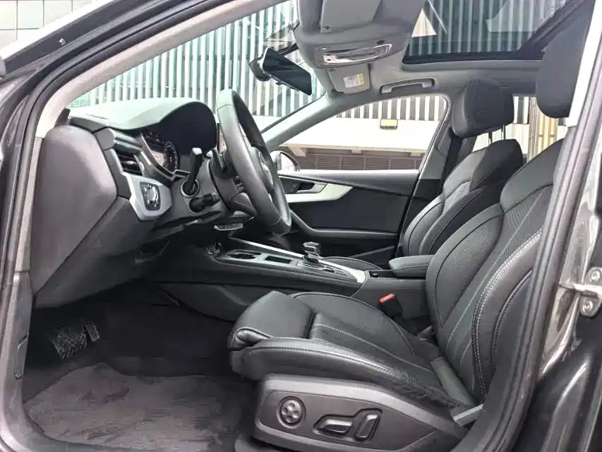 Audi A4 2021