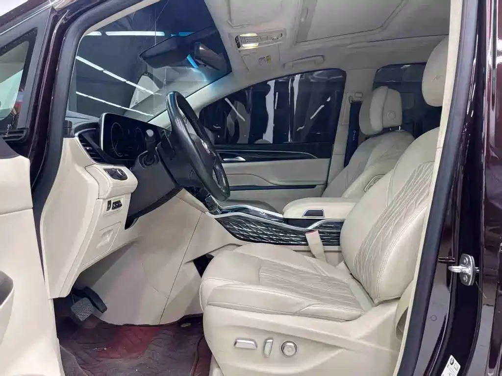 Buick GL8 2021