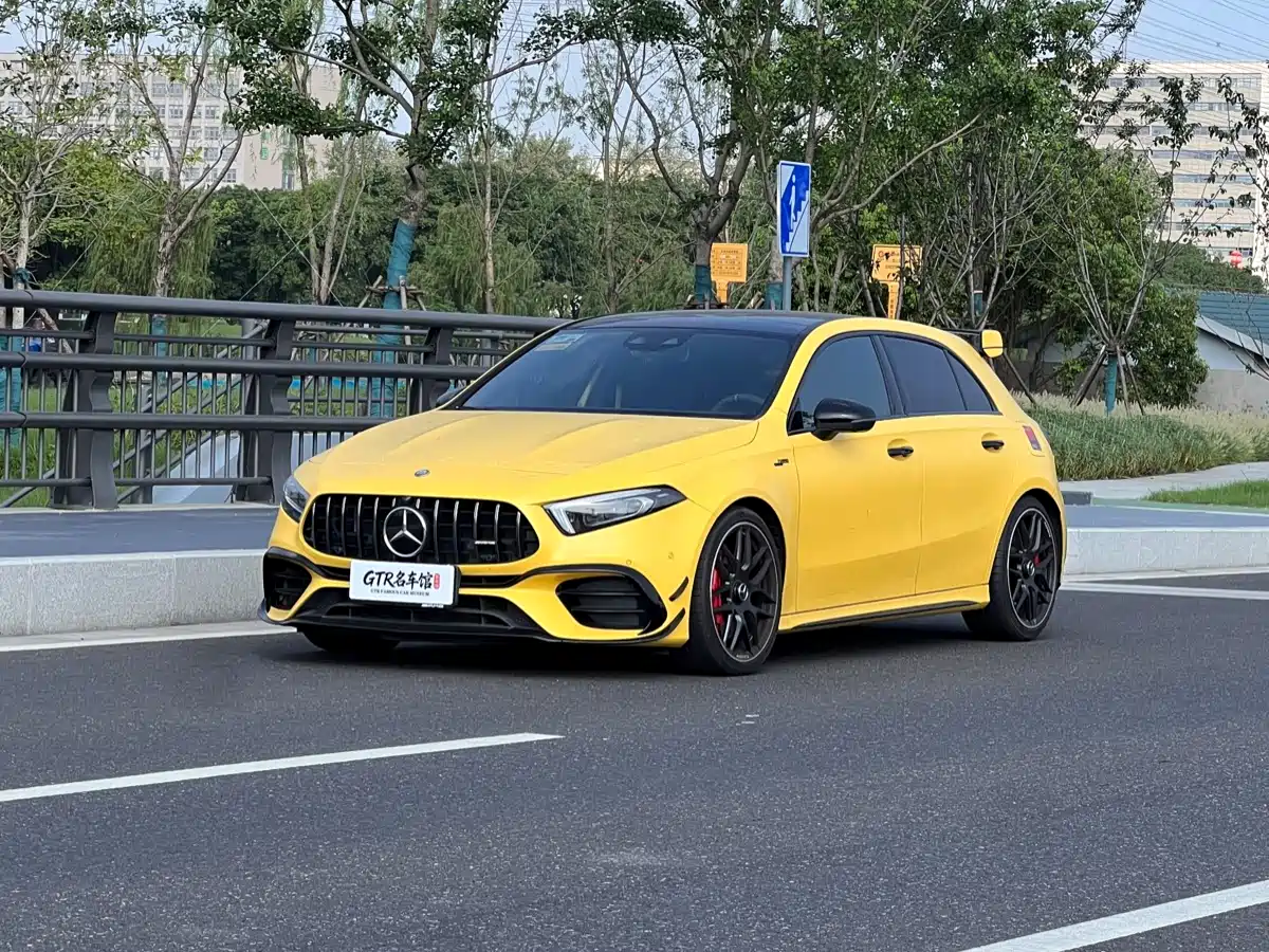 Mercedes-Benz A-Класс 2021