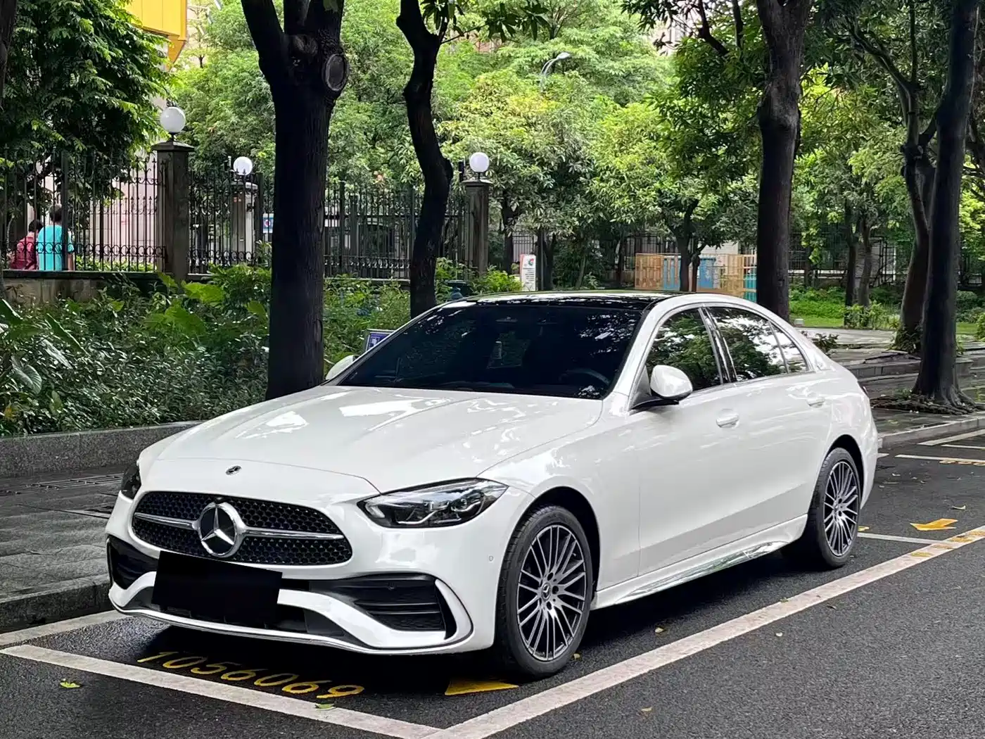 Mercedes-Benz C-Класс 2023
